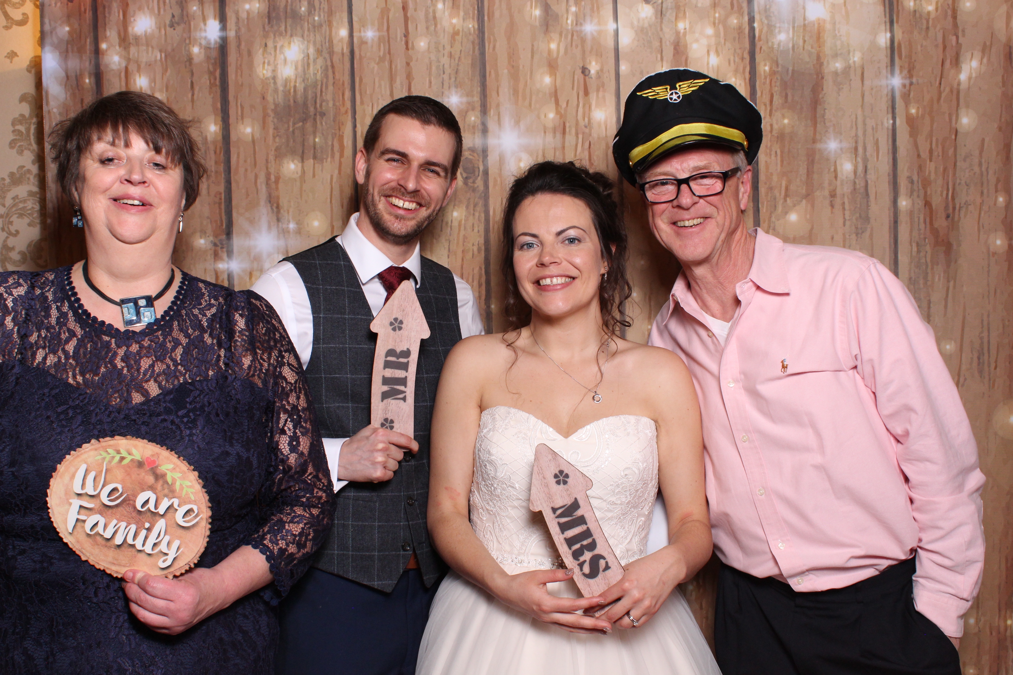 Mr & Mrs Sewell  | View more photos from the event at gallery.magicimages.uk/u/MagicImages/Mr-Mrs-Sewell